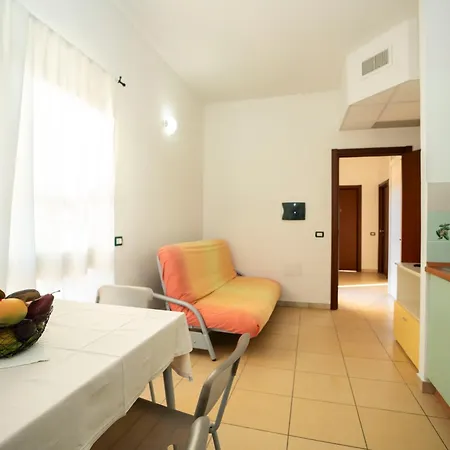 Stella Dell'est Aparthotel