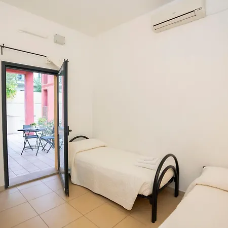 Stella Dell'est Apartmanhotel Bari Sardo