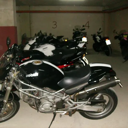 Apartmanhotel Stella Dell'est 3*