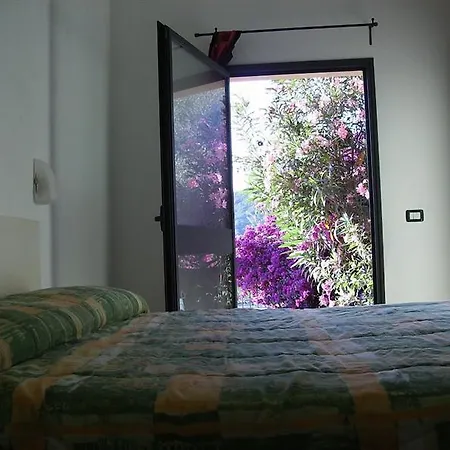 Residenziale Stella Dell'est Aparthotel Bari Sardo